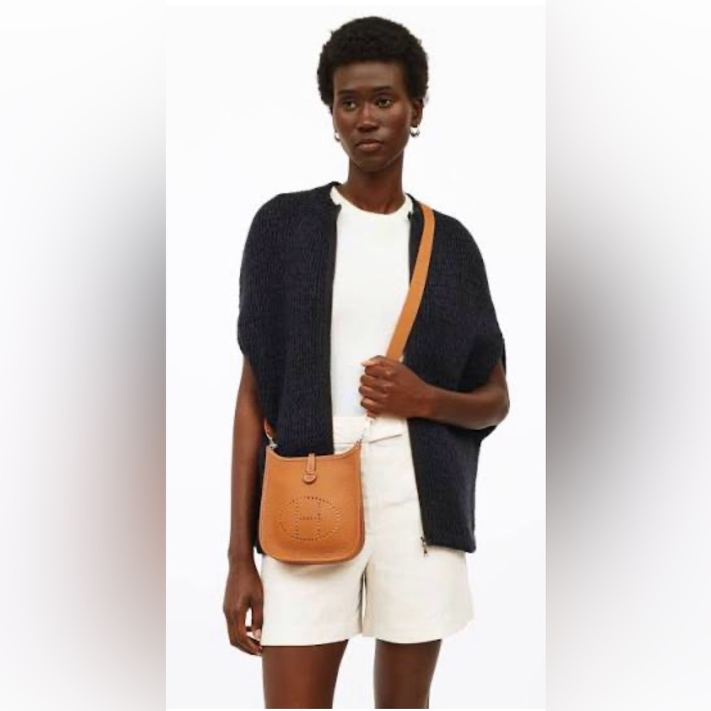 Cross body luxury inspired (Evelyn TPM) leather bag - Picture 11 of 11